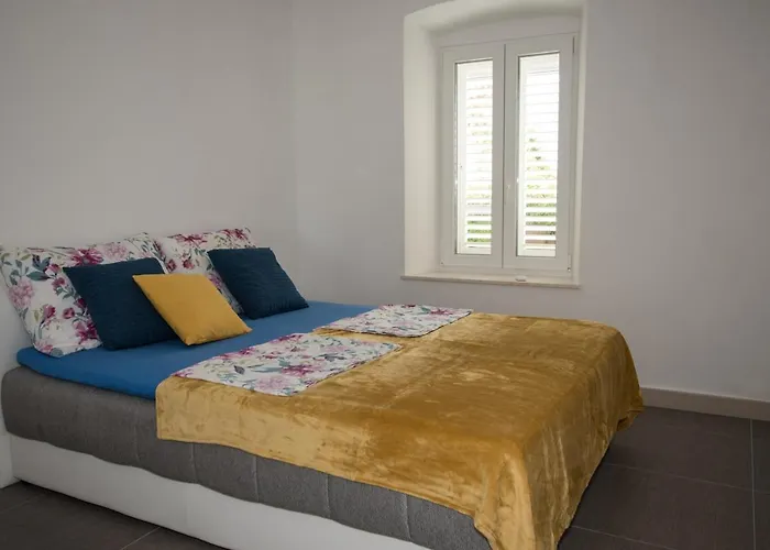 Sun Apartment