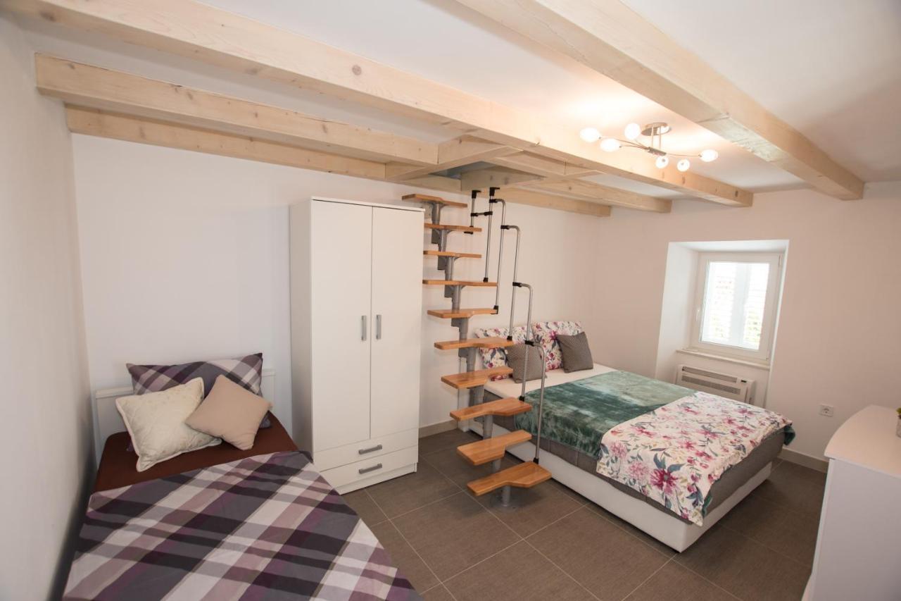 Sun Apartment