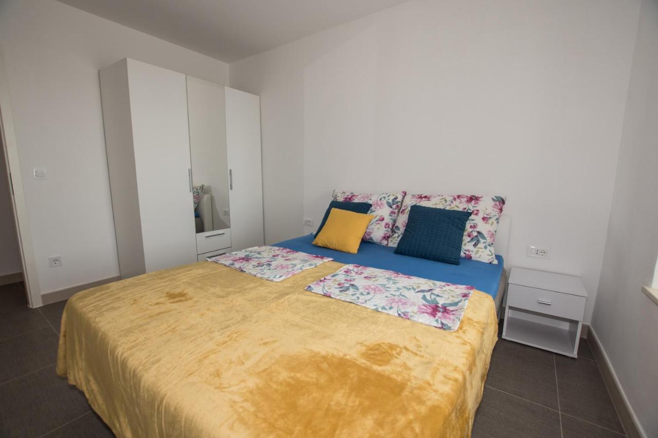 Sun Apartment